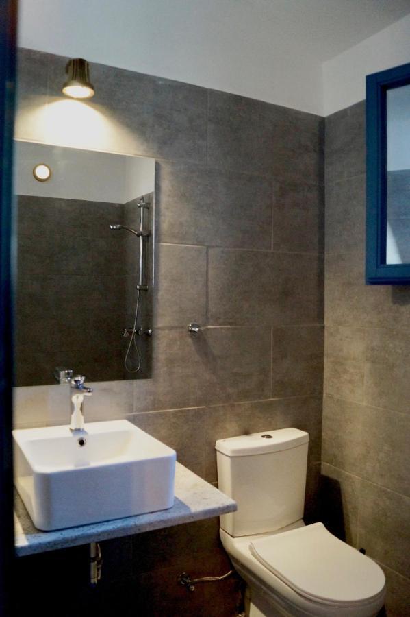 Throisma Studios With Private Pool & Parking Asos Luaran gambar