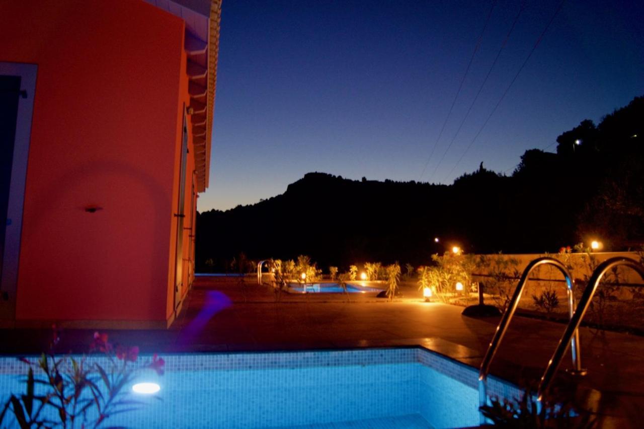 Throisma Studios With Private Pool & Parking Asos Luaran gambar